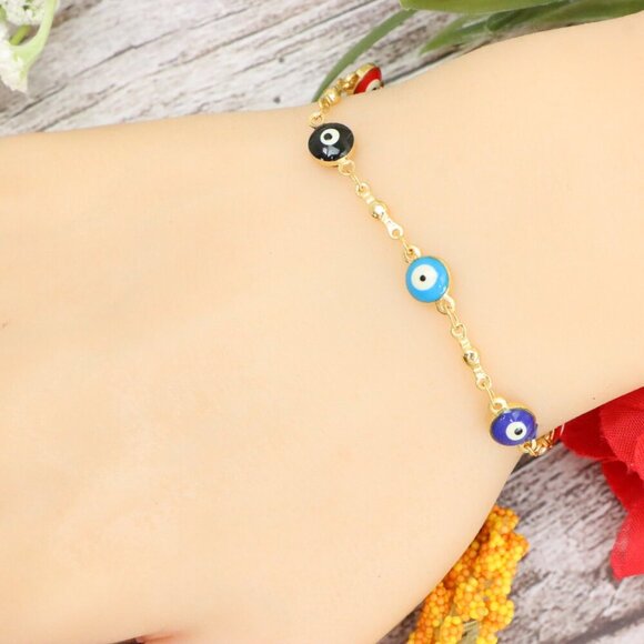 "Trendy Bracelet for Girls & Women – Cute, Adjustable & Gift-Ready | MLCRC1626 - Picture 7 of 10